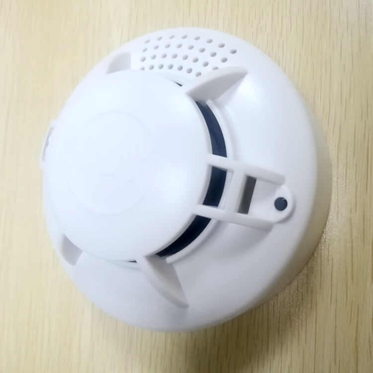 cheap smoke detectors (4)