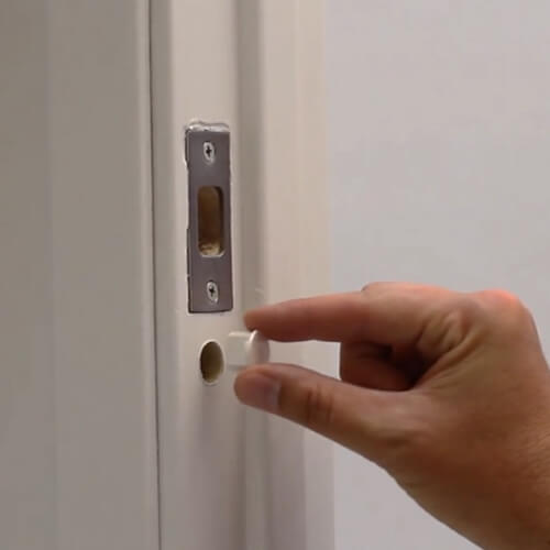 How to install the wifi door and window sensor ?