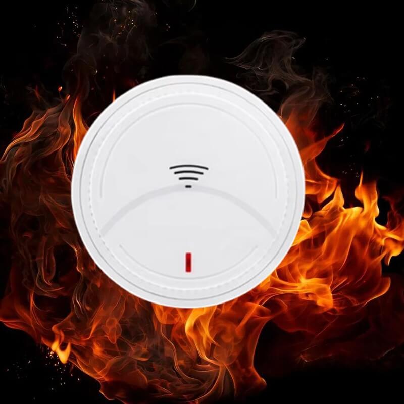 Is It Necessary to Install an Independent Smoke Detector in the Living Room?